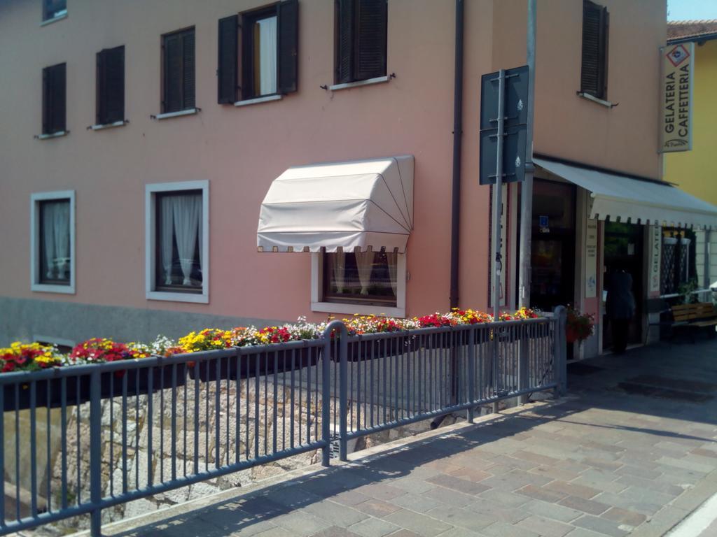 فندق ترينتوفي  Alloggio Ponte Dei Cavalleggeri المظهر الخارجي الصورة